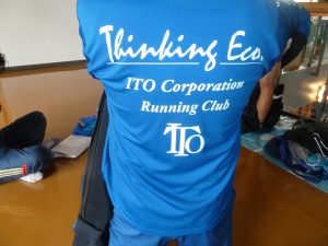 チームジャージのできました（笑）「Thinking Eco」弊社の企業理念です！